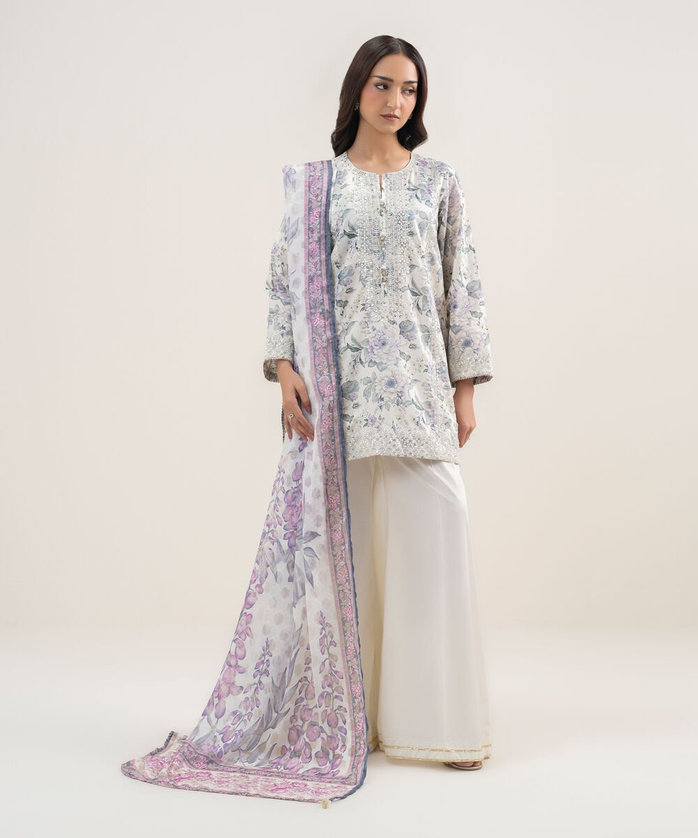3 Piece - Embroidered Zari Lawn Suit