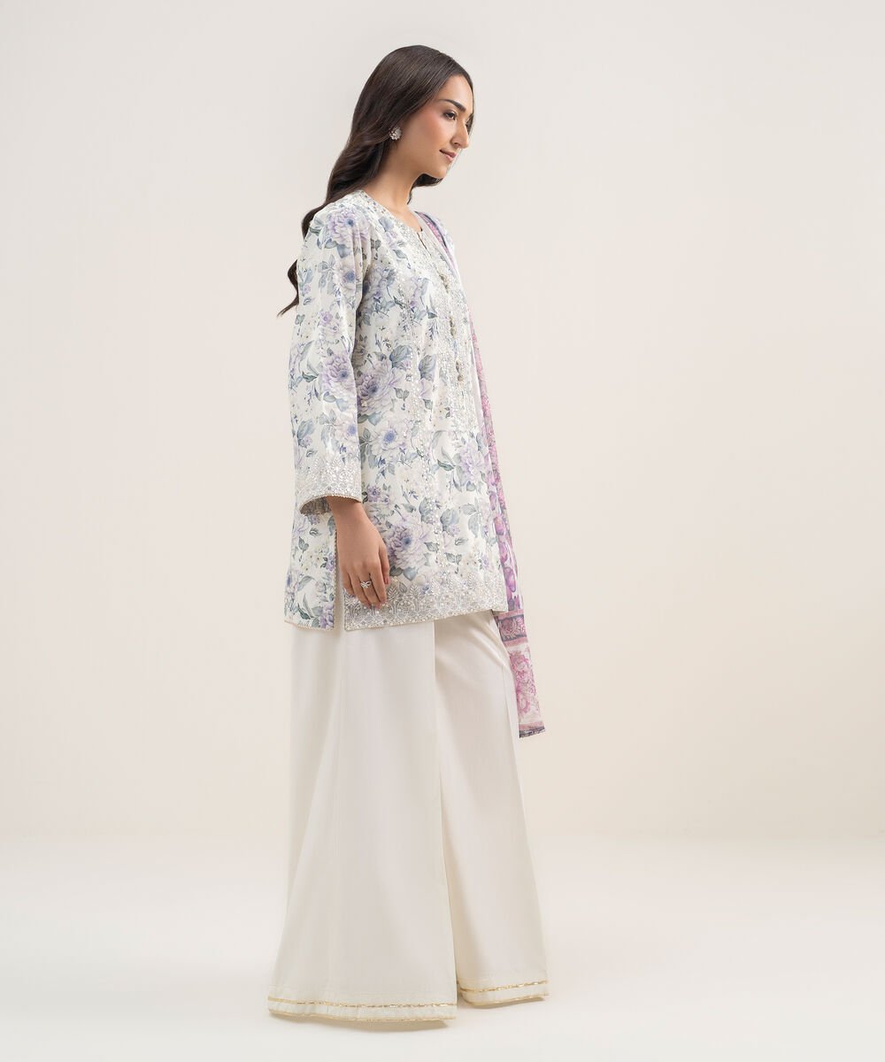3 Piece - Embroidered Zari Lawn Suit