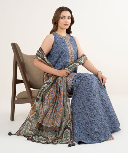 3 Piece - Embroidered Lawn Suit