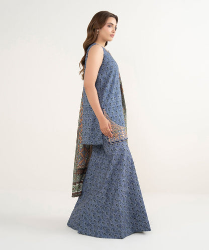3 Piece - Embroidered Lawn Suit