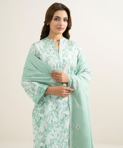 3 Piece - Embroidered Lawn Suit