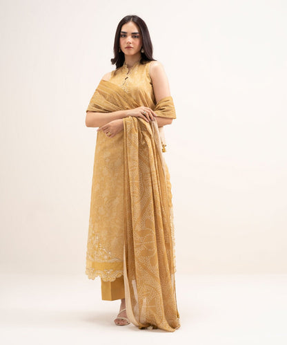 3 Piece - Embroidered Lawn Suit