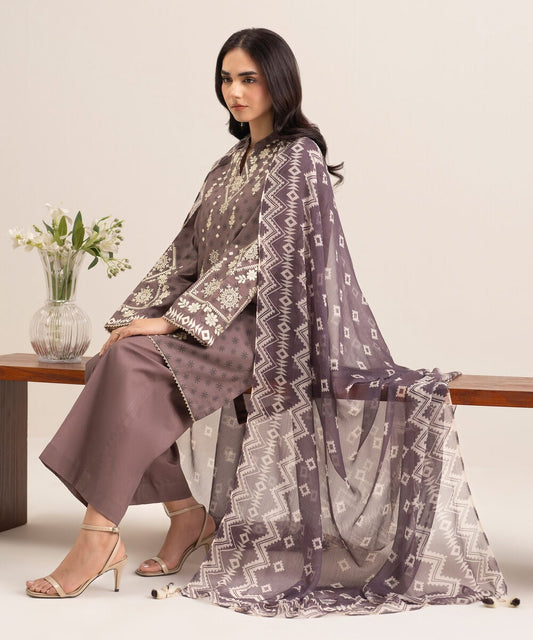 3 Piece - Embroidered Lawn Suit