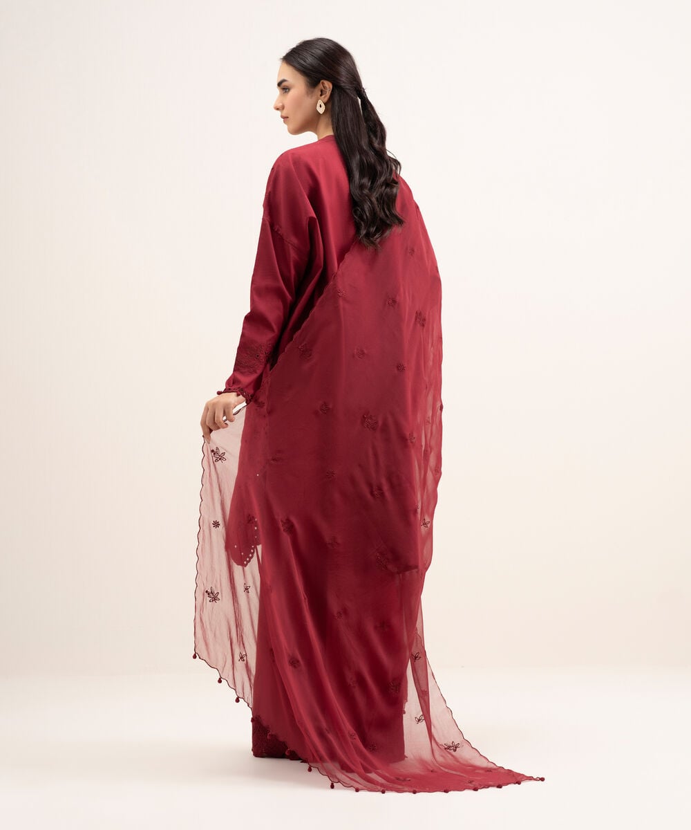 3 Piece - Embroidered Lawn Suit