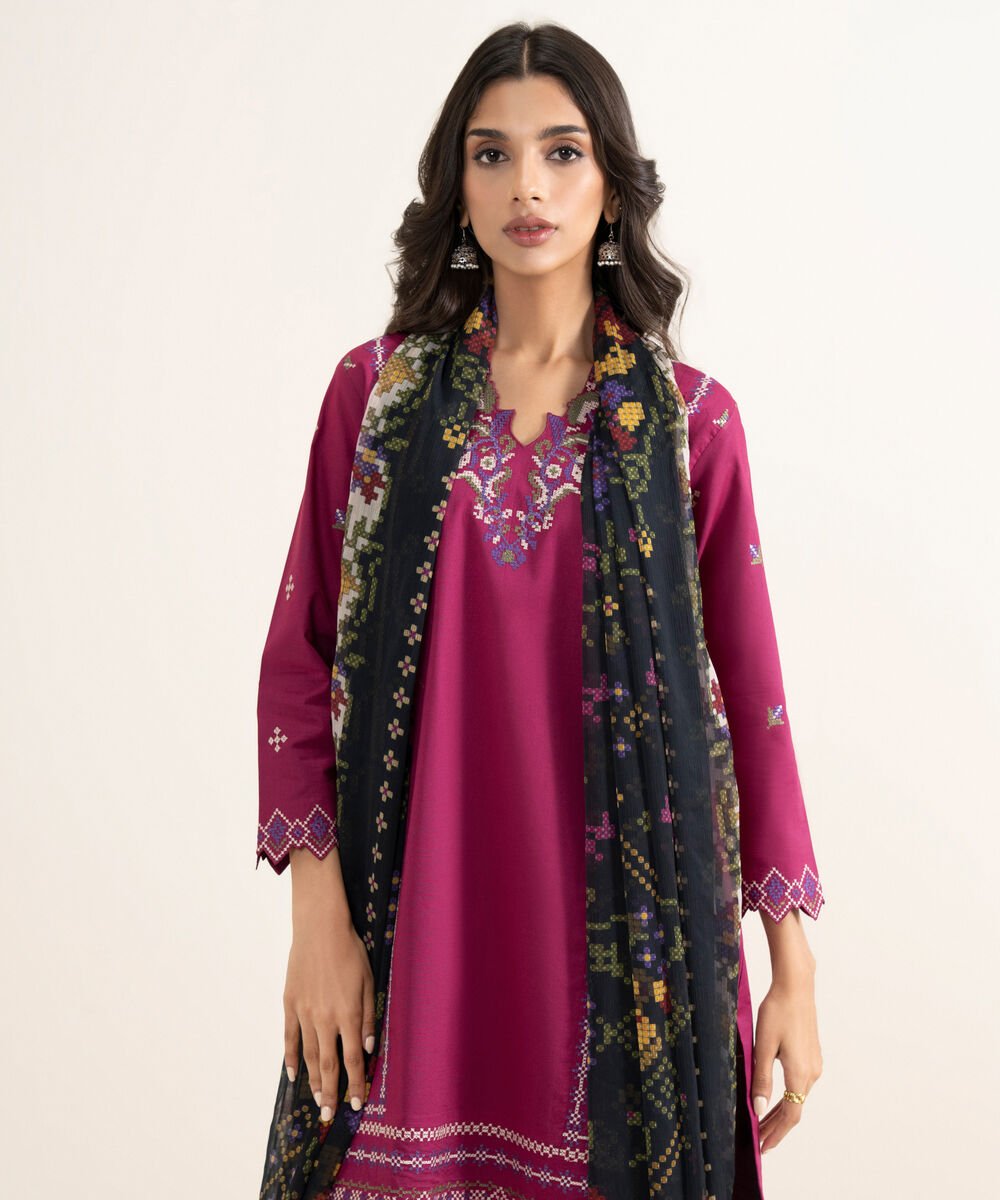 3 Piece - Embroidered Lawn Suit