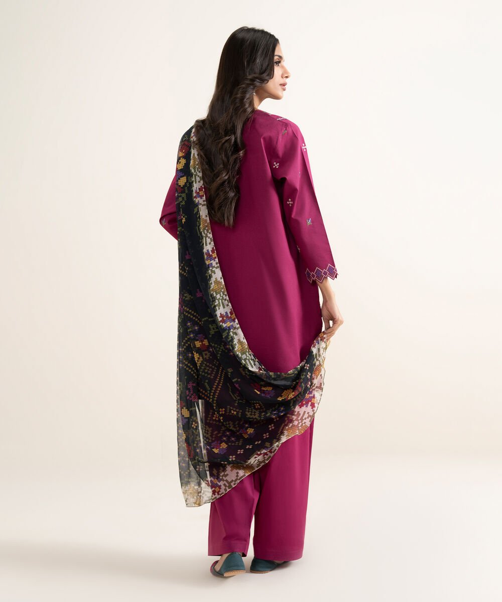 3 Piece - Embroidered Lawn Suit
