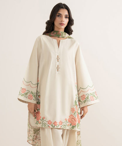 3 Piece - Embroidered Lawn Suit