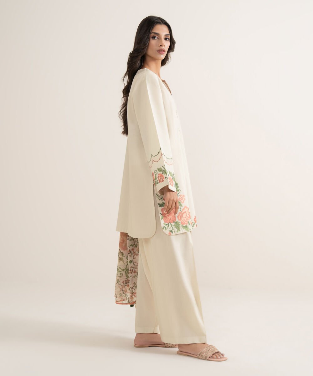 3 Piece - Embroidered Lawn Suit