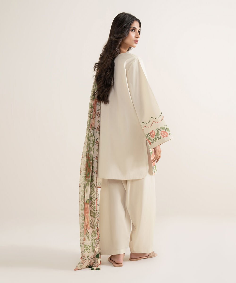 3 Piece - Embroidered Lawn Suit