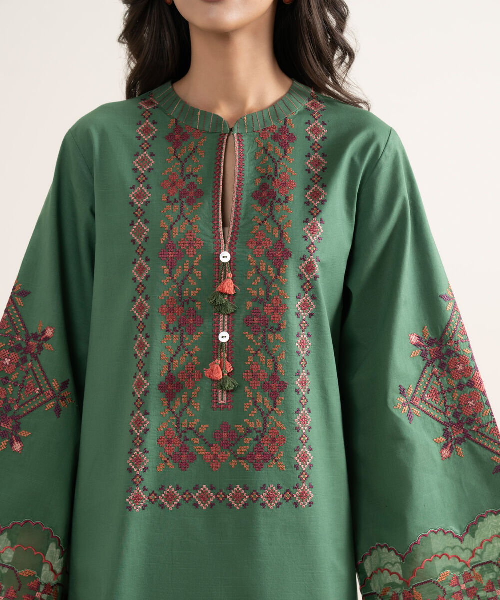 3 Piece - Embroidered Lawn Suit