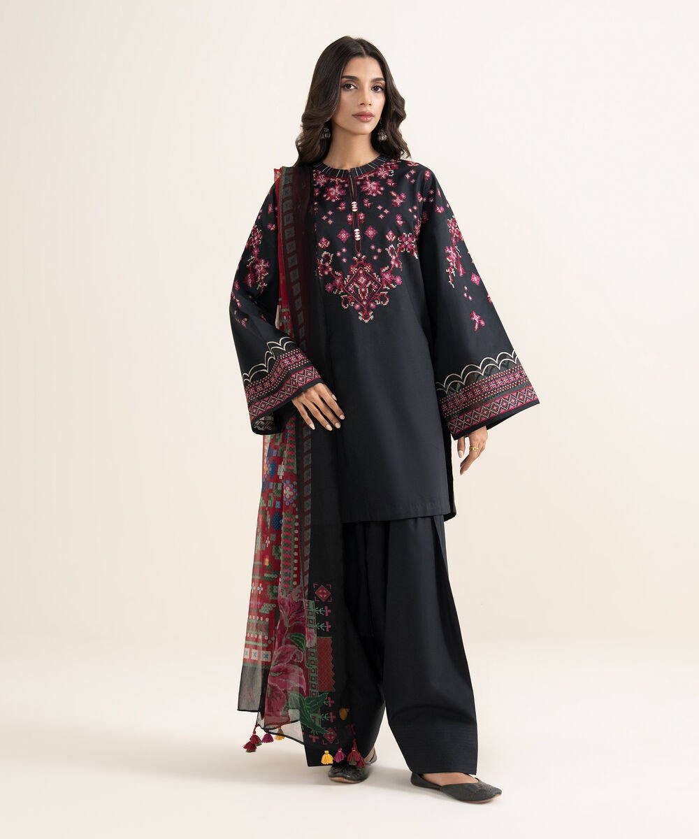 3 Piece - Embroidered Lawn Suit